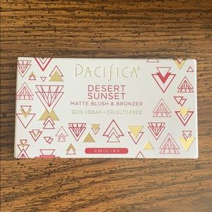 Matte blush & bronzer